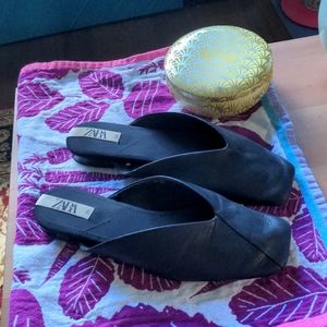 Zara Leather Slides